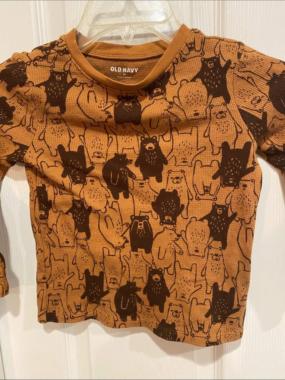Old Navy Brown & Dark Brown Bear Pattern Long-Sleeve Kids Tee 5T